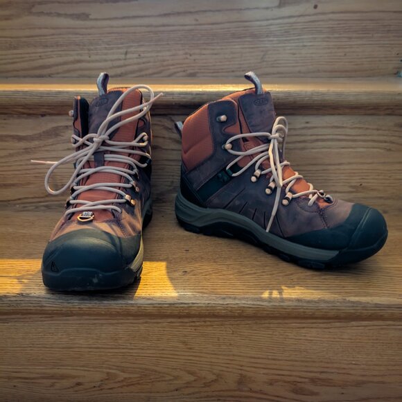 KEEN Women's Revel 4 Mid Height Polar Insulated Waterproof Snow Boots | Size 9 - Picture 2 of 4